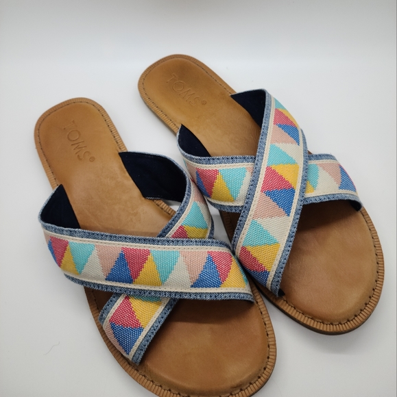 Toms Viv geometric sandals size 6.5 - Picture 2 of 5